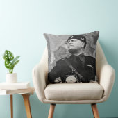 ベニトアミルケアアンドレアムッソリーニ クッション (椅子)