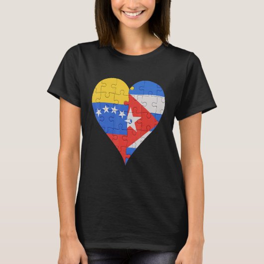 ベネズエラのキューバ国旗のハート Tシャツ (正面)