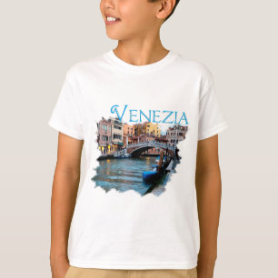 ベネチア、イタリア:運河沿い Tシャツ
