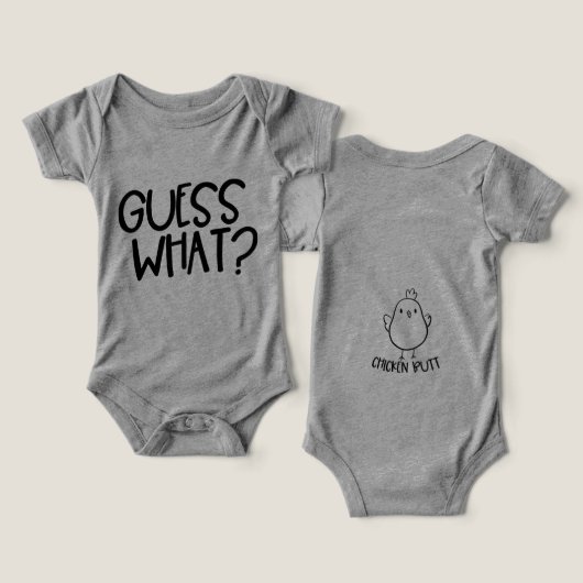 ベビーおもしろいボディスーツ – "何を推測？チキンお尻» (デザイン正面&裏面)