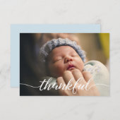 ベビーお知らせカード、感謝のスクリプト、白い文字 招待状 (正面/裏面)