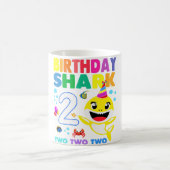 ベビーかわいいシャーク2歳のサメDoo Tees蛾 コーヒーマグカップ (中央)
