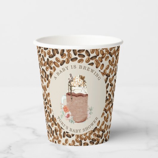 ベビーがアイスコーヒーの赤ちゃんシャワーをフローラ醸造している 紙コップ (正面)