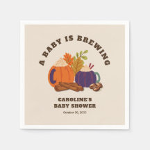 ベビーがカボチャのコーヒーを醸造している秋ベビーシャワー