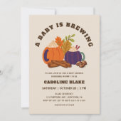 ベビーがカボチャのコーヒーを醸造している秋ベビーシャワー 招待状 (正面)