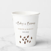 ベビーがコーヒーの赤ちゃんシャワーを醸造している 紙コップ (裏面)