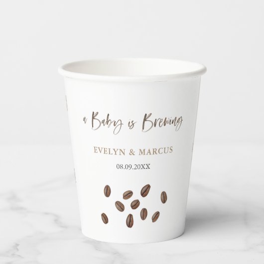 ベビーがコーヒーの赤ちゃんシャワーを醸造している 紙コップ (裏面)