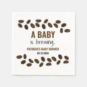 ベビーがコーヒーをテーマにしたベビーシャワーを醸造している スタンダードカクテルナプキン (正面)