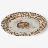 ベビーがコーヒーフローラのベビーシャワーを醸造している ペーパープレート (アングル)