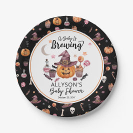 ベビーがジャック・オ・ランタンのハロウィーンシャワーを醸造している ペーパープレート