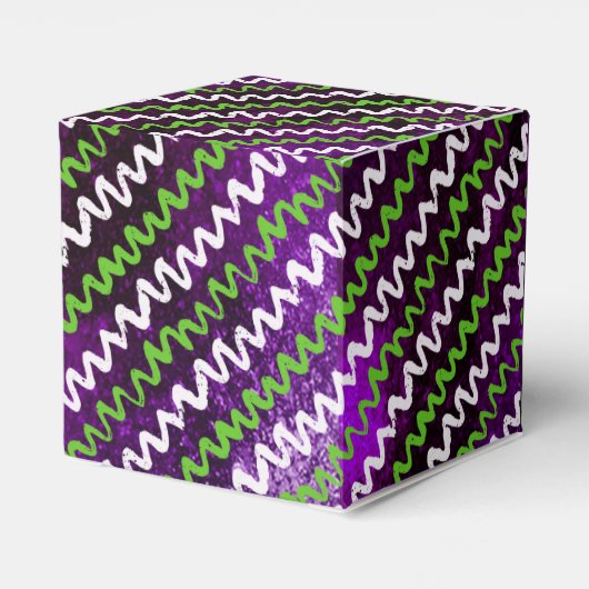 ベビーがハロウィーンの赤ちゃんシャワーを浴びている フェイバーボックス (裏面サイド)