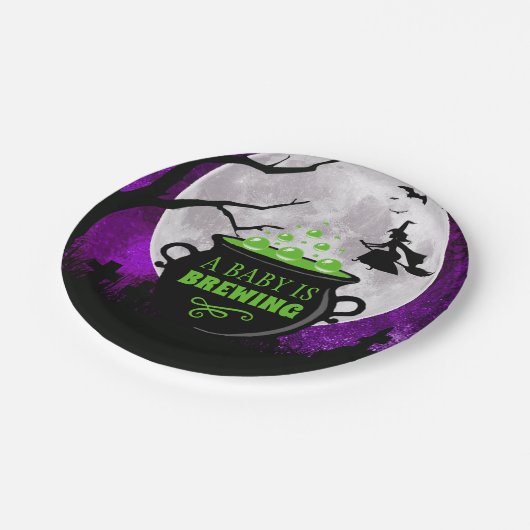 ベビーがハロウィーンの赤ちゃんシャワーを浴びている ペーパープレート (アングル)