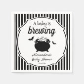 ベビーがハロウィーンの赤ちゃんシャワーを醸造している スタンダードカクテルナプキン (正面)