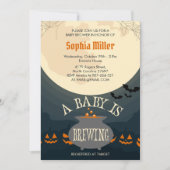 ベビーがハロウィーンの赤ちゃんシャワーパーティーを醸造している 招待状 (正面)