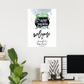 ベビーがハロウィーンの赤ちゃんシャワー歓迎サインを醸造している ポスター (ホームオフィス)