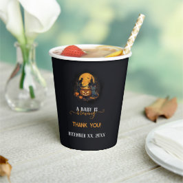 ベビーが可愛いハロウィーンの赤ちゃんシャワーを浴びる 紙コップ