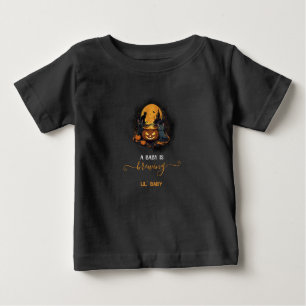 ベビーが可愛いハロウィーンの赤ちゃんシャワーを醸造している ベビーTシャツ
