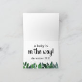 ベビーが妊娠告知カードを受け取る途中である 案内状 (内部)