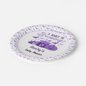 ベビーが紫色のハロウィーンの赤ちゃんシャワーを醸造している ペーパープレート (アングル)