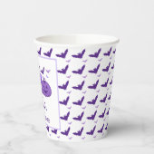 ベビーが紫色のハロウィーンの赤ちゃんシャワーを醸造している 紙コップ (左)