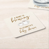 ベビーが赤ちゃんシャワーを浴びる スクエアペーパーコースター (アングル)