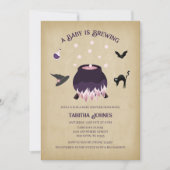 ベビーが醸造している | ヴィンテージハロウィーンの赤ちゃんシャワー 招待状 (正面)
