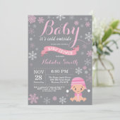 ベビーその冷たい外の冬の女の子ベビーシャワーピンク 招待状 (スタンド正面)