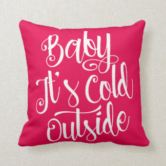 ベビーそれは冷たい外のカスタムな色です クッション