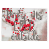 ベビーそれは冷たい外のギフトバッグです ラージペーパーバッグ (裏面)