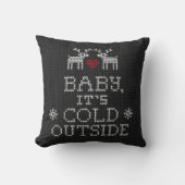 ベビーそれは冷たい外のセーターのニットの黒の枕です クッション (正面)