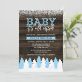 ベビーそれは冷たい外の冬の雪の男の子のベビーシャワーです 招待状 (スタンド正面)