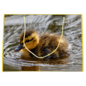 ベビーのアヒルの子犬が池に ラージペーパーバッグ (正面)