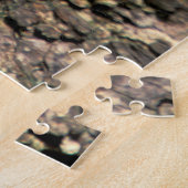 ベビーのアライグマが木から覗き出す ジグソーパズル (側面)