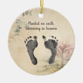 ベビーのカスタム足プリントヴィンテージメモリ セラミックオーナメント (正面)