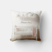 ベビーのクリブと雲とサイン クッション (正面)