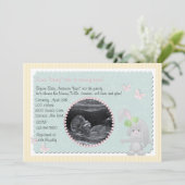 ベビーのバニーのピンクの写真のベビーシャワーの招待状 招待状 (スタンド正面)