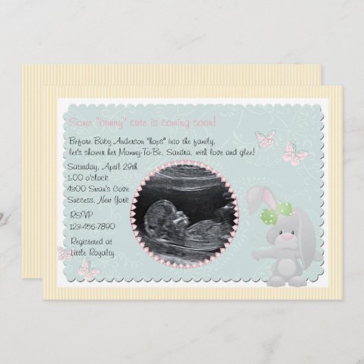 ベビーのバニーのピンクの写真のベビーシャワーの招待状 招待状 (正面/裏面)