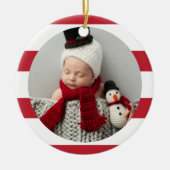 ベビーのファーストクリスマス 現代的な赤いストライプの写真 セラミックオーナメント (正面)