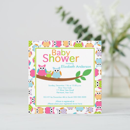 ベビーのフクロウのベビーシャワーを持つお母さん及びパパのフクロウ 招待状 (スタンド正面)