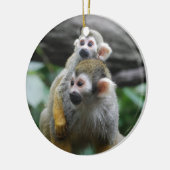 ベビーのリスザルのオーナメント セラミックオーナメント (左)