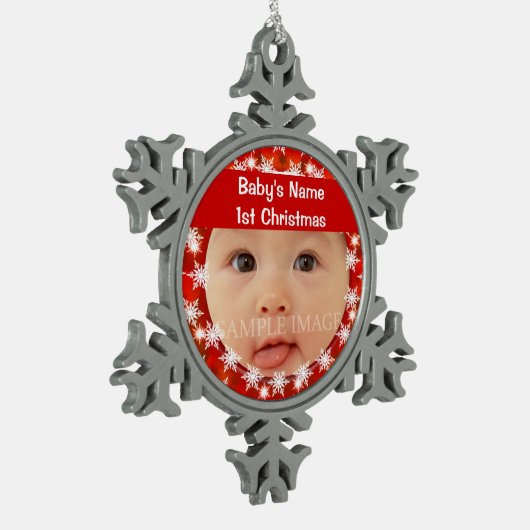 ベビーの初めてのクリスマスの写真は個人化なります スノーフレークピューターオーナメント (左)