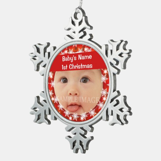 ベビーの初めてのクリスマスの写真は個人化なります スノーフレークピューターオーナメント (右)
