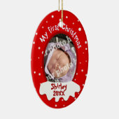 ベビーの初めてのクリスマスの赤はあなたの写真の名前を加えます セラミックオーナメント (右)