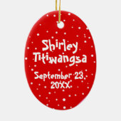 ベビーの初めてのクリスマスの赤はあなたの写真の名前を加えます セラミックオーナメント (裏面)