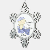 ベビーの初めてのクリスマスはまたは名前か年を男の子カスタマイズ スノーフレークピューターオーナメント (右)