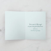 ベビーの初めてのクリスマスサンタハットのかわいい子猫 シーズンカード (内部)