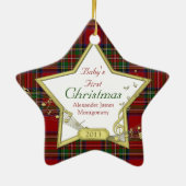 ベビーの初めてのクリスマスフォトスタータータンチェッククリスマス セラミックオーナメント (裏面)