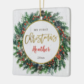 ベビーの初めてのクリスマスホリーベリーリース写真 セラミックオーナメント (左)