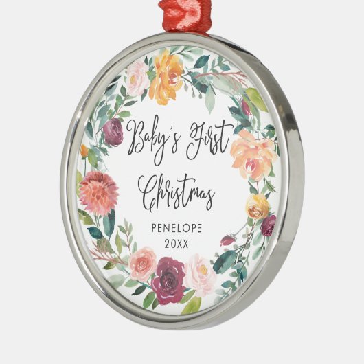 ベビーの初めてのクリスマス|バーガンディの花のリース メタルオーナメント (左)