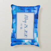 ベビーの名前を追加または保: 「ようこそ男の赤ちゃん」 アクセントクッション (裏面(縦))